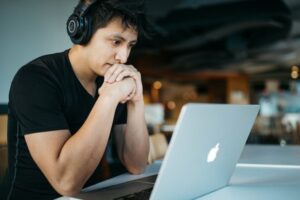 Simak! Channel Youtube Belajar Bahasa Inggris Wajib Kamu Ketahui