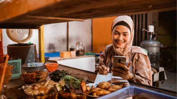 Wow! Cara Jualan Online Laris Manis Terbaik