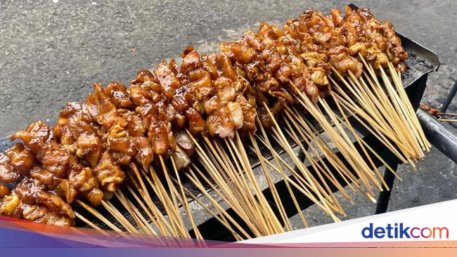 Cara Membuang Sampah Tusuk Sate yang Benar, Biar Enggak Membahayakan
