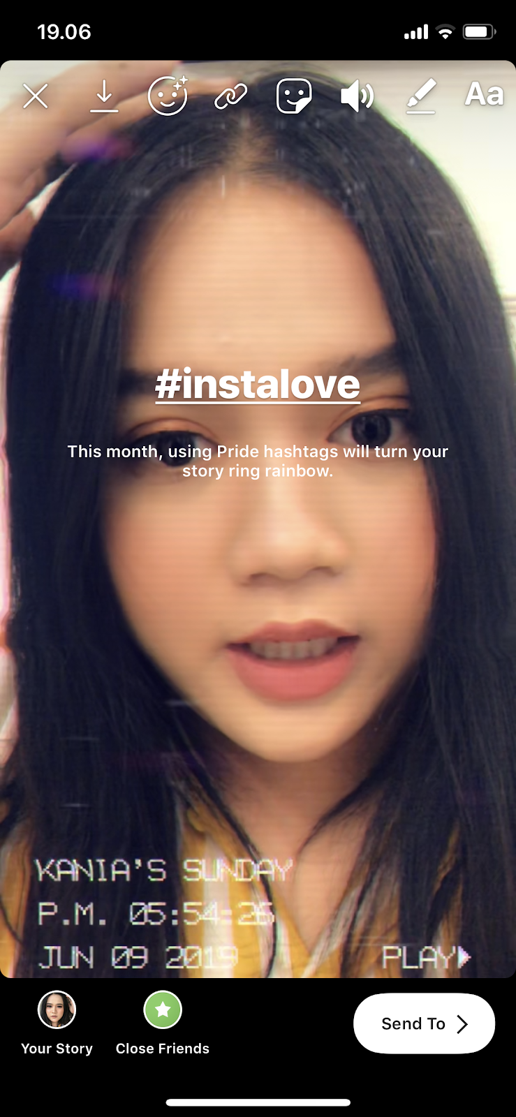 Efek Pelangi di IG Story