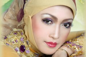 Penting! Contoh Gambar Make Up Natural Terbaik